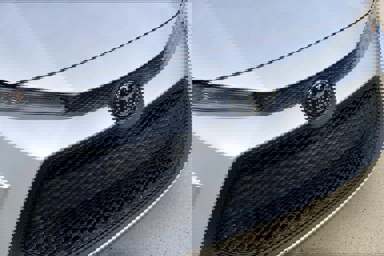 Used 2021 Toyota Corolla LE image 31