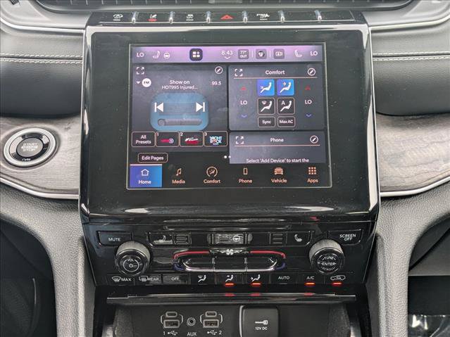 Used 2022 Jeep Grand Cherokee L Limited AWD/4WD image 14