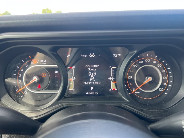 Used 2024 Jeep Wrangler Unlimited Rubicon AWD/4WD image 24