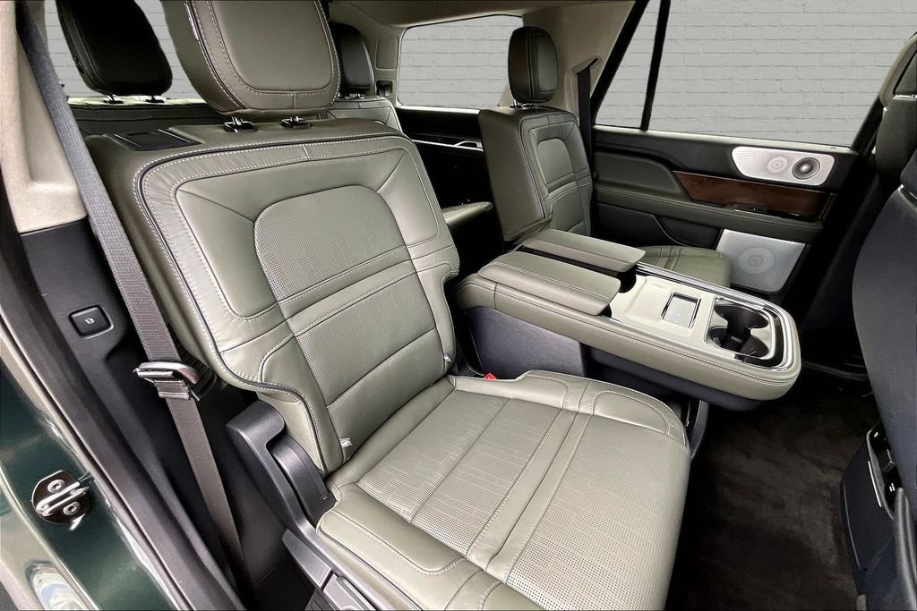 Used 2022 Lincoln Navigator Black Label AWD/4WD image 24