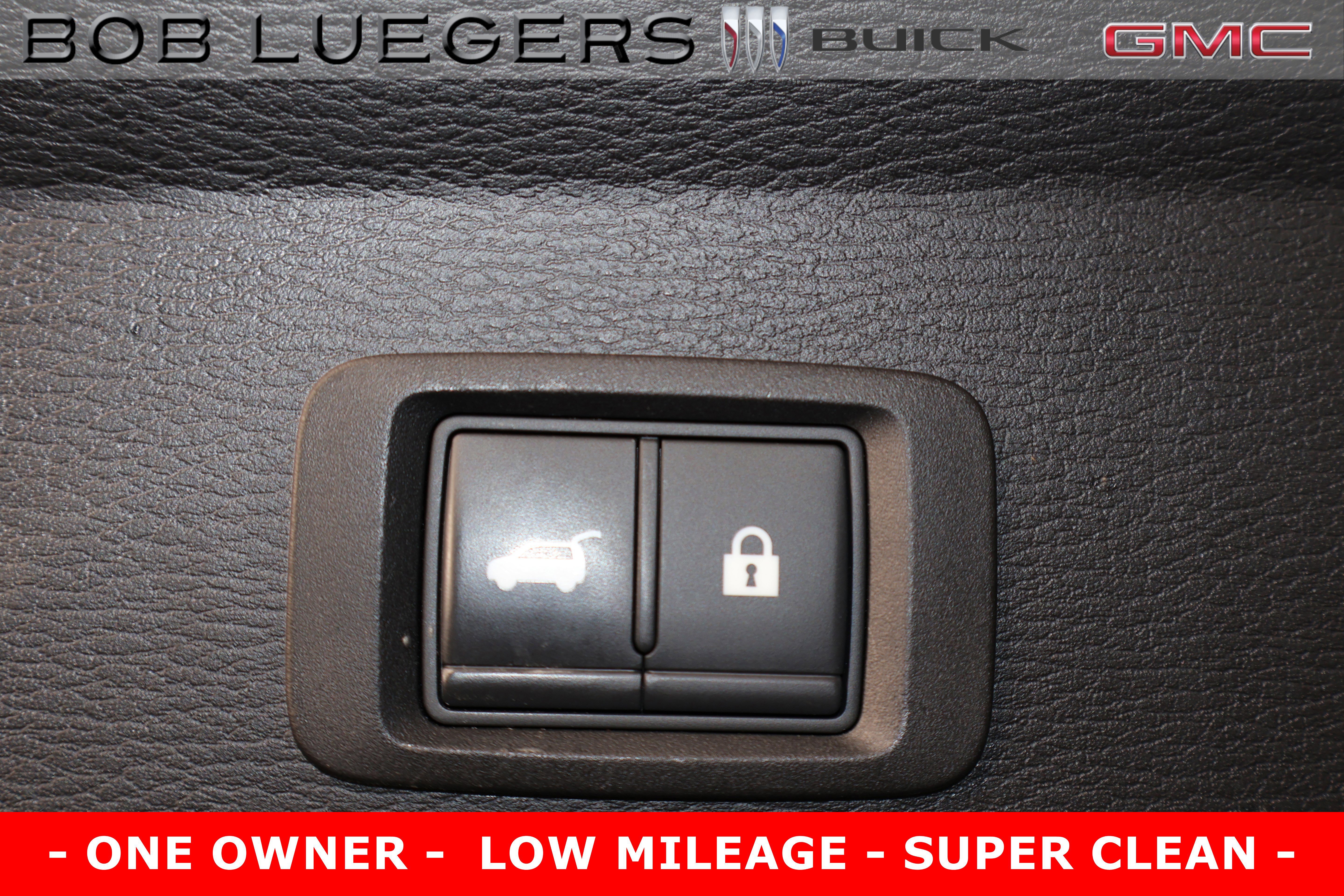 Used 2022 Mitsubishi Outlander SE image 24