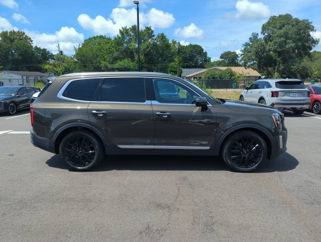 Used 2022 Kia Telluride SX w/ SX Prestige Package AWD/4WD image 8