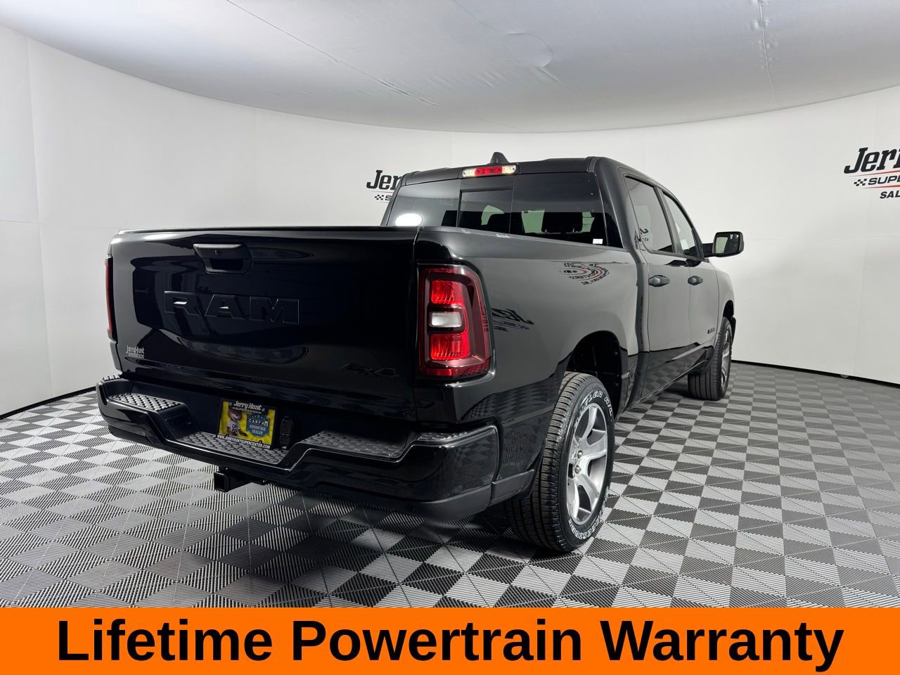Used 2025 RAM 1500 Tradesman image 9