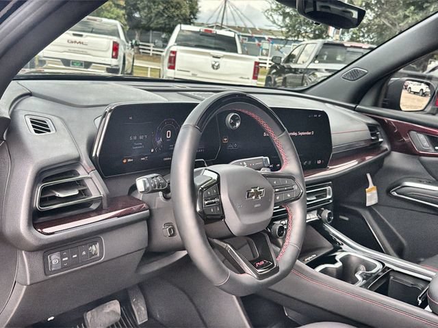 Used 2026 Chevrolet Traverse RS w/ LPO, Floor Liner Package AWD/4WD image 10