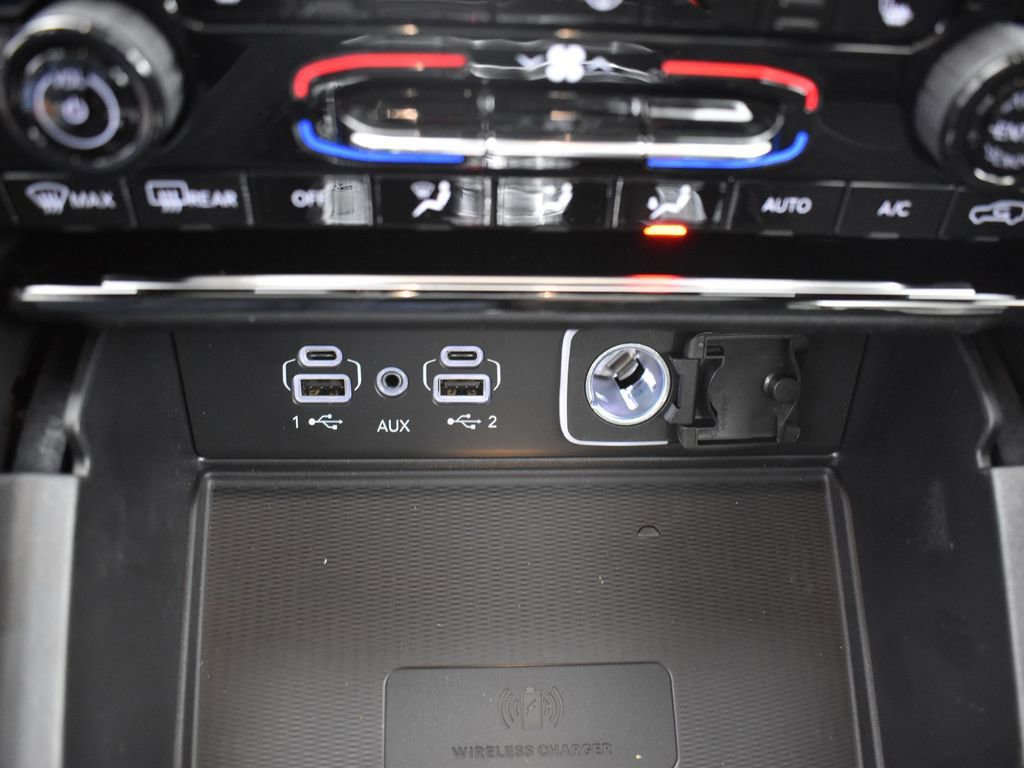 Used 2025 Jeep Grand Cherokee L Altitude image 25