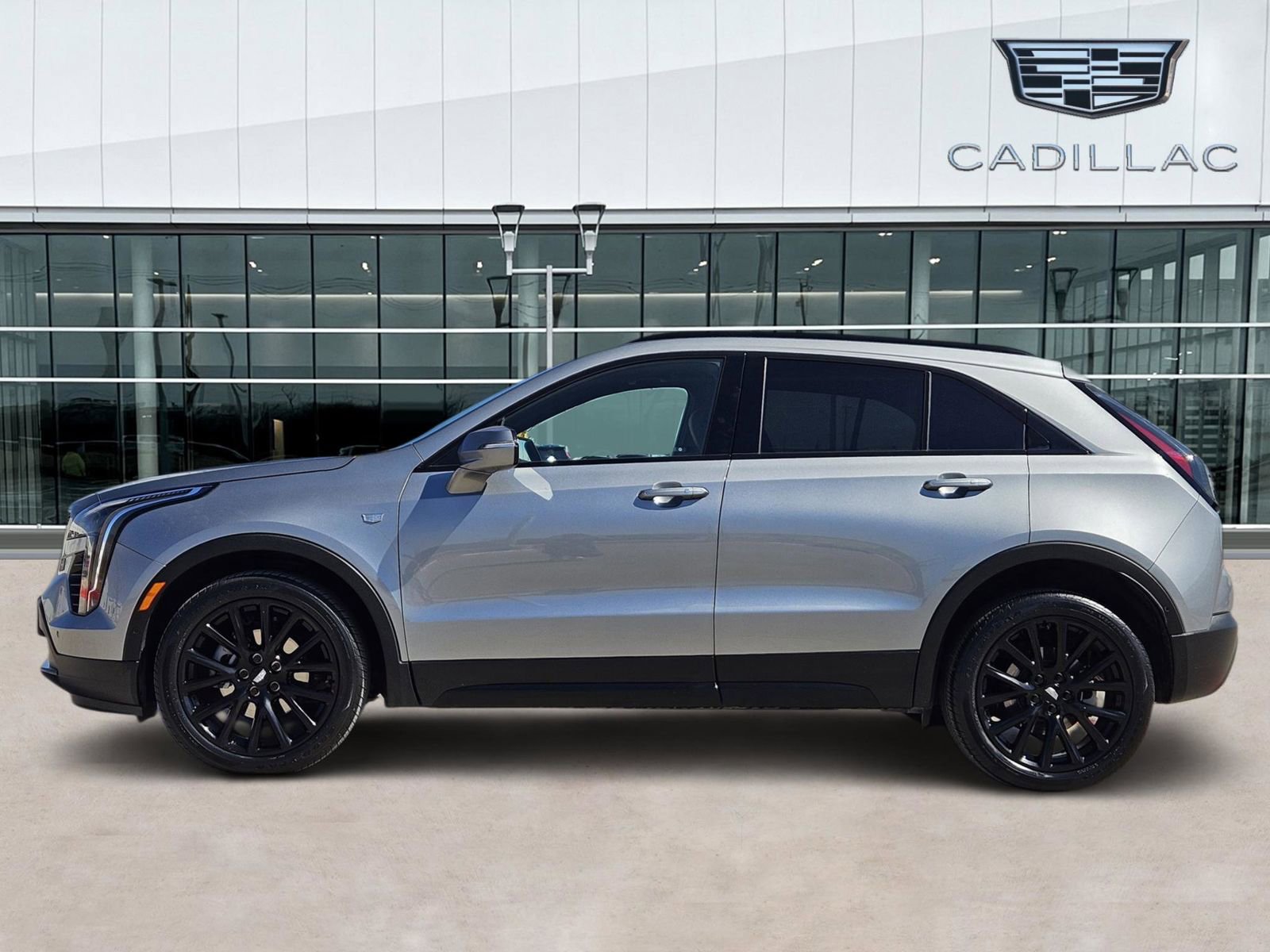 Certified 2023 Cadillac XT4 Sport w/ LPO, Onyx Lite Package image 3