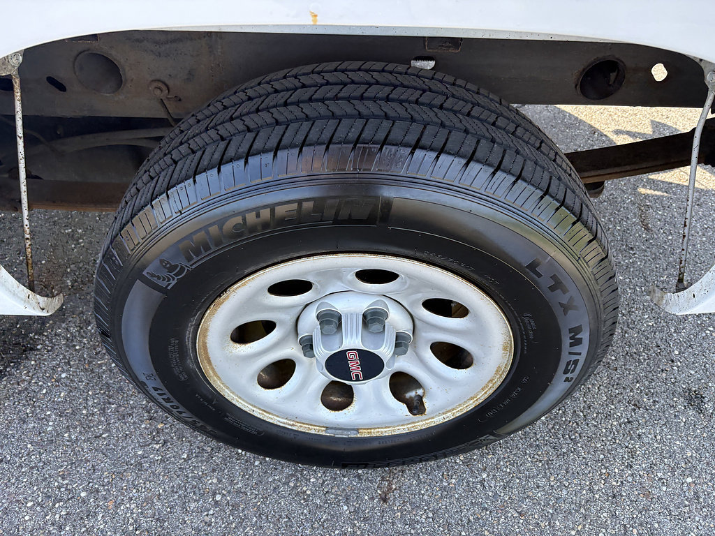 Used 2007 GMC Sierra 1500 W/T RWD image 11