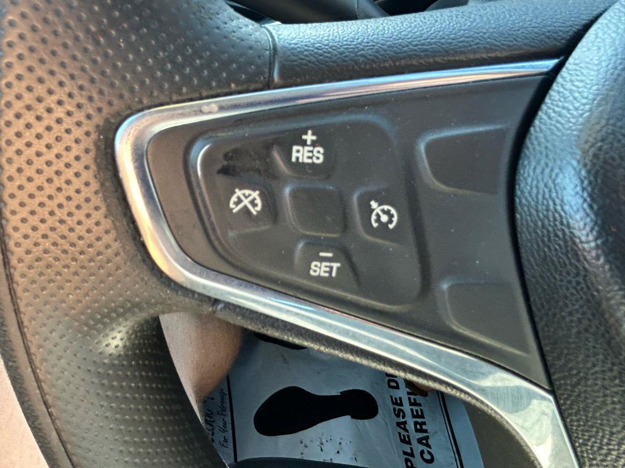 Used 2020 Chevrolet Malibu LT FWD image 17