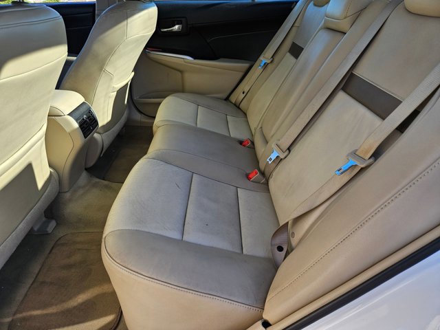 Used 2014 Toyota Camry XLE FWD image 16