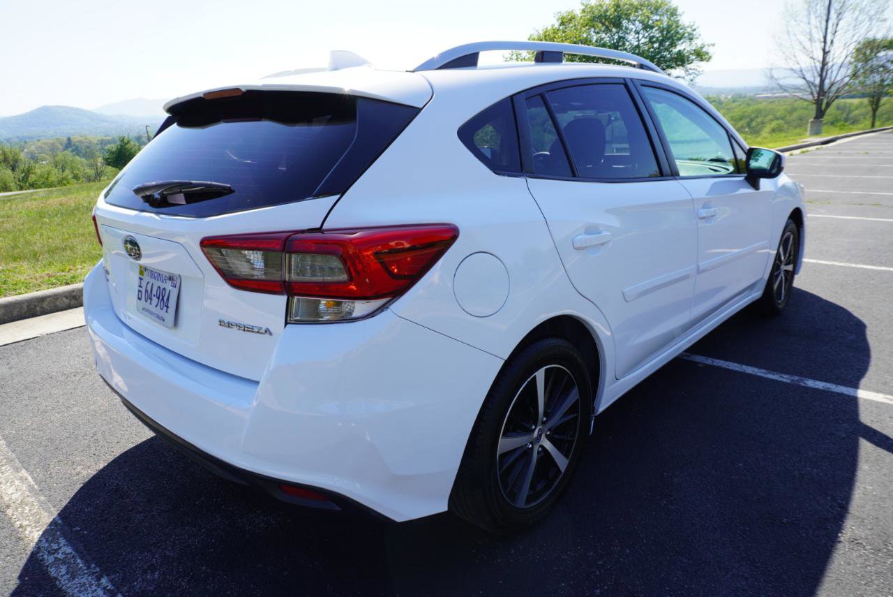 Used 2022 Subaru Impreza 2.0i Premium AWD/4WD image 12
