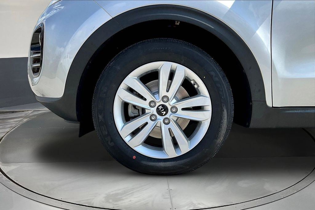 Used 2018 Kia Sportage LX w/ LX Technology Package AWD/4WD image 32