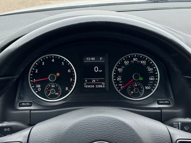 Used 2017 Volkswagen Tiguan S image 28