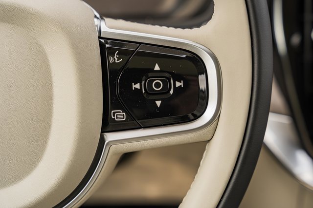 New 2026 Volvo XC90 T8 Ultra w/ Protection Package Premier image 23