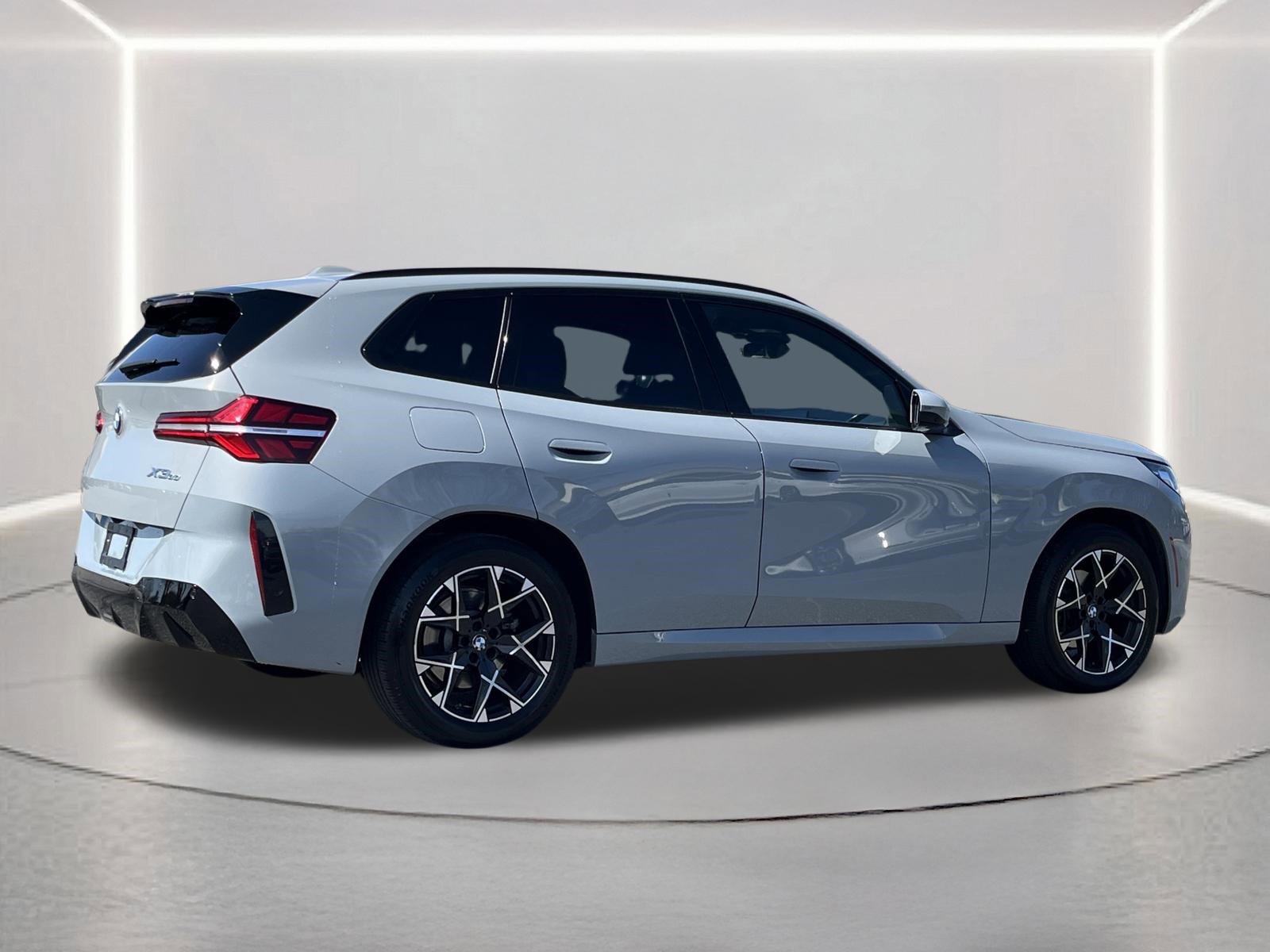 Used 2025 BMW X3 xDrive30i image 28