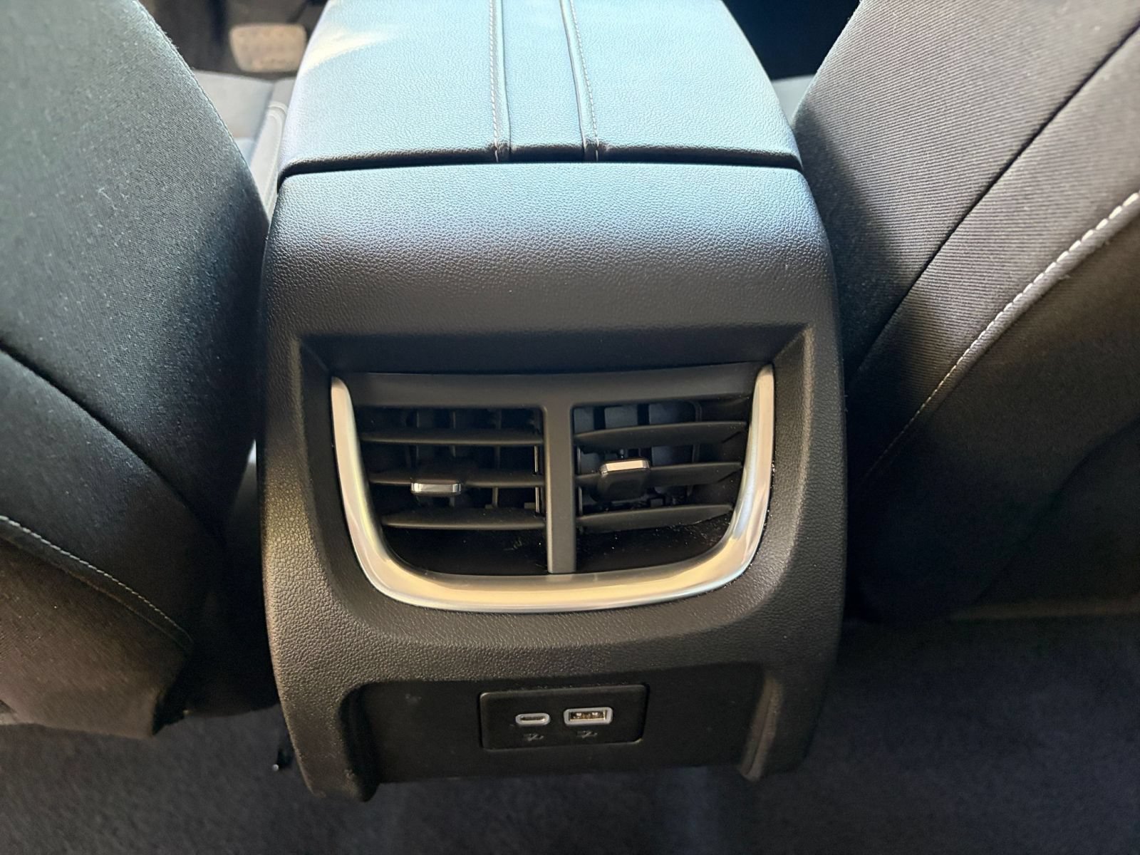 Used 2026 Chevrolet Blazer LT FWD image 24