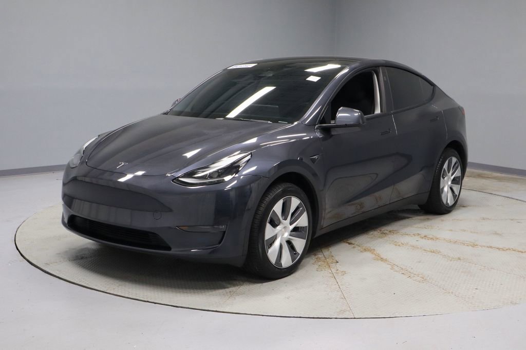 Used 2024 Tesla Model Y Long Range AWD/4WD image 10