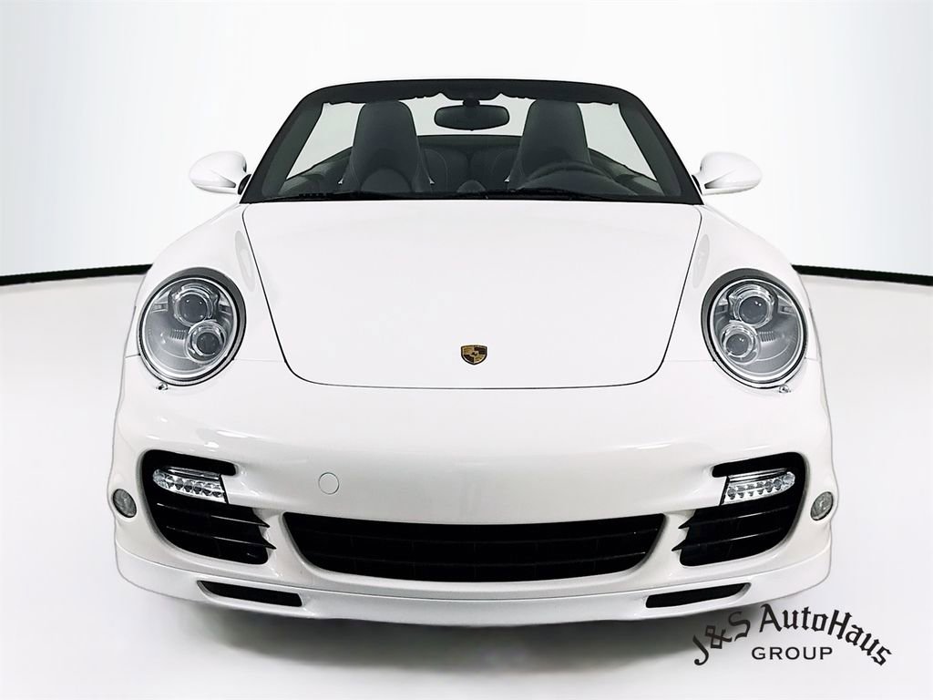 Used 2010 Porsche 911 Turbo image 2