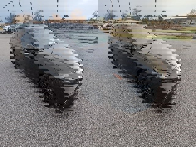 Used 2025 Toyota Camry SE w/ Multimedia Upgrade Package