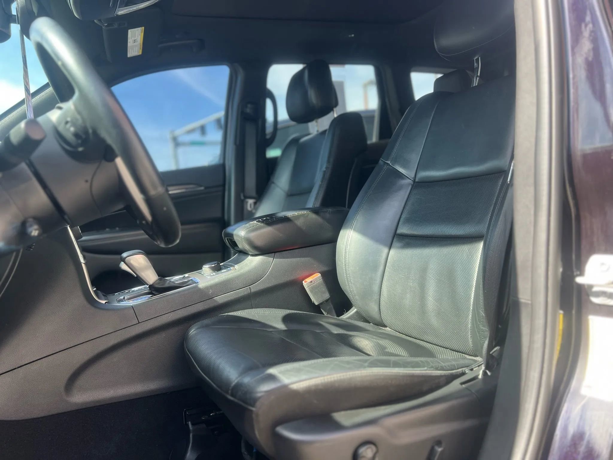 Used 2019 Jeep Grand Cherokee Limited w/ Luxury Group II image 8