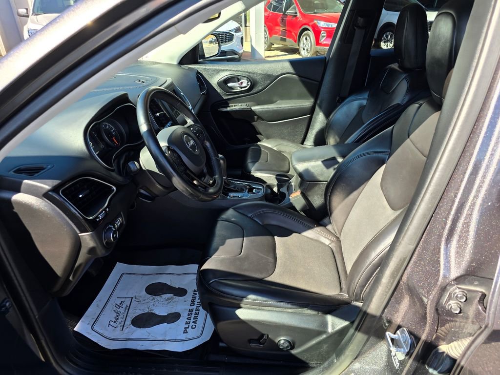 Used 2021 Jeep Cherokee Latitude Plus image 9