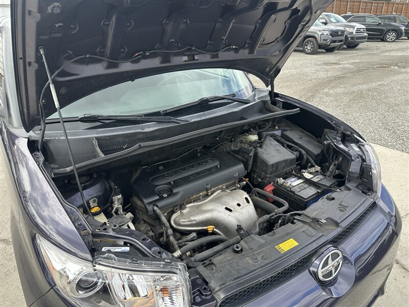 Used 2012 Scion xB FWD image 36