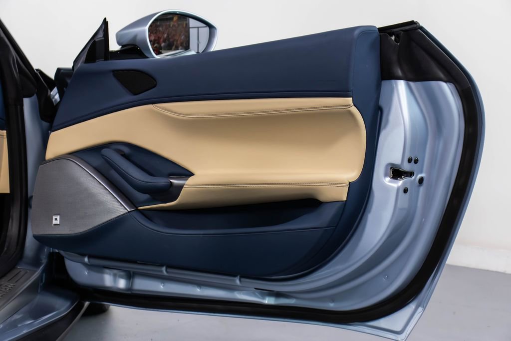 Certified 2022 Ferrari Portofino M RWD image 48