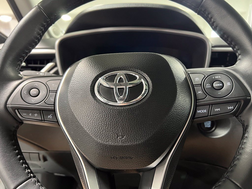 Certified 2025 Toyota Corolla Cross XLE w/ Convenience Package AWD/4WD image 36