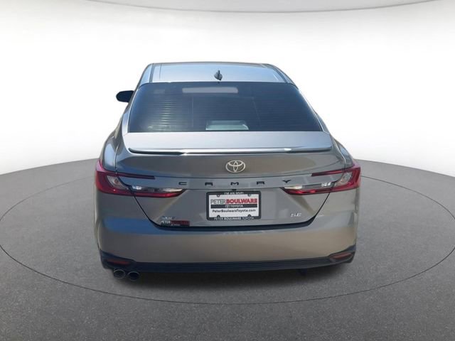 Used 2026 Toyota Camry SE FWD image 13