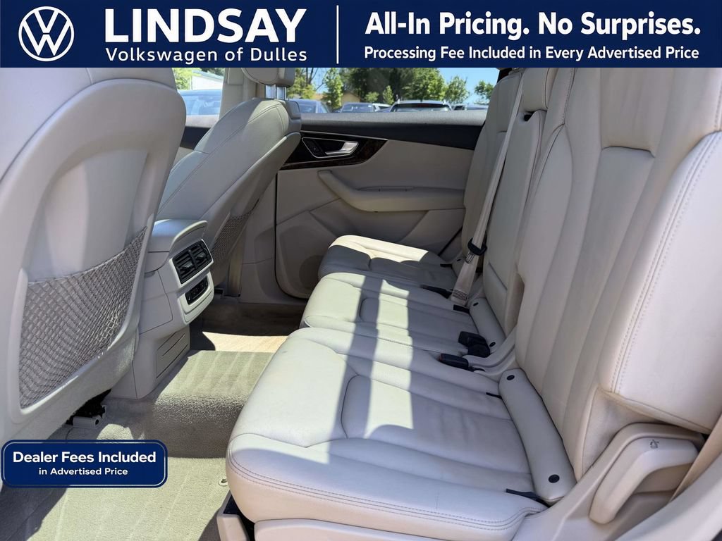 Used 2017 Audi Q7 3.0T Premium Plus w/ Premium Plus Package AWD/4WD image 14