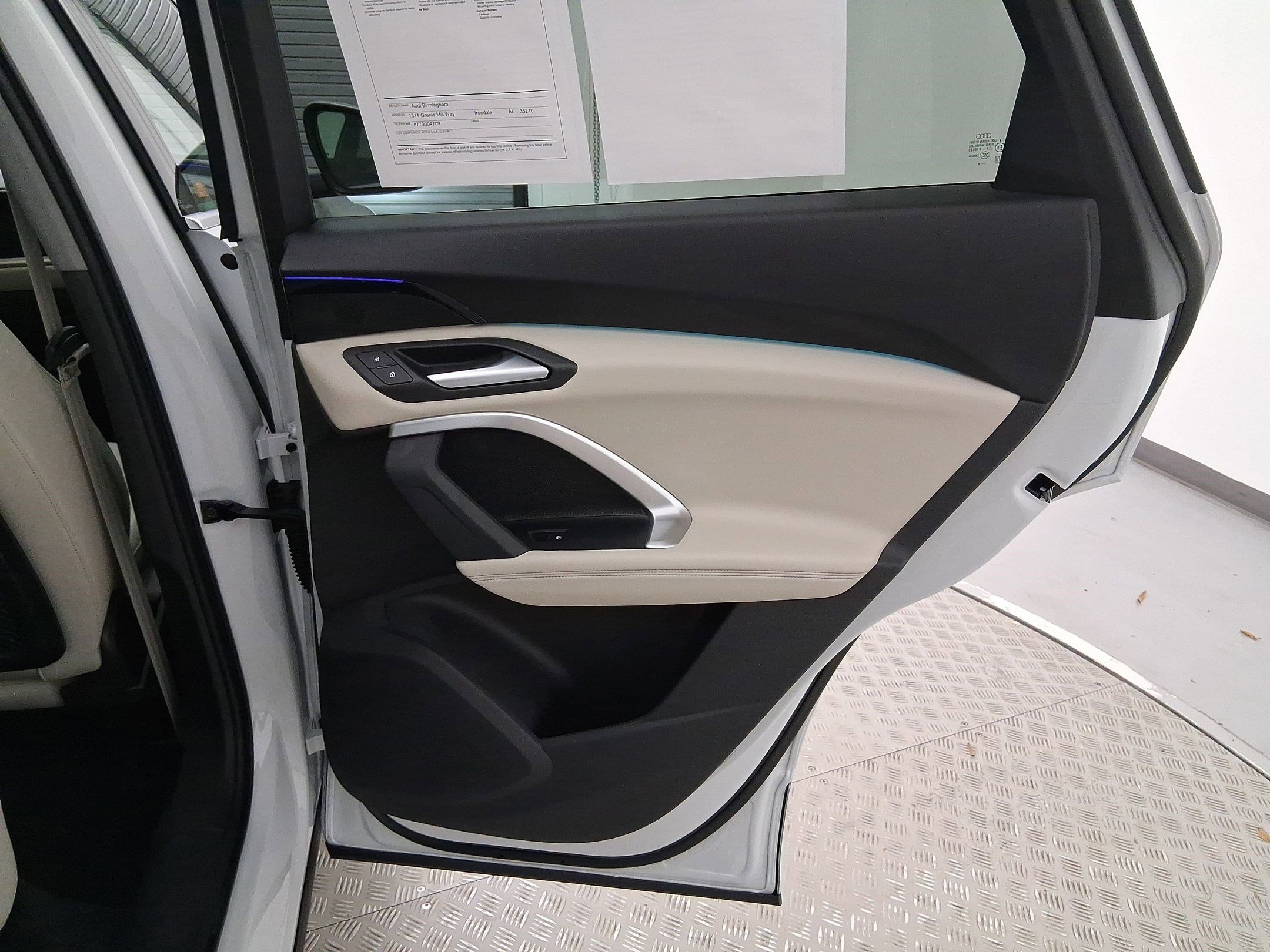 Certified 2025 Audi Q5 Premium w/ Convenience Package image 30