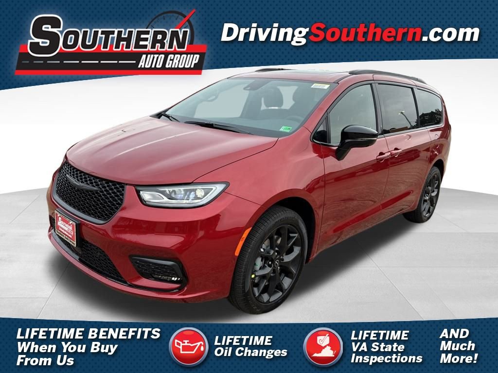 New 2026 Chrysler Pacifica Select image 1