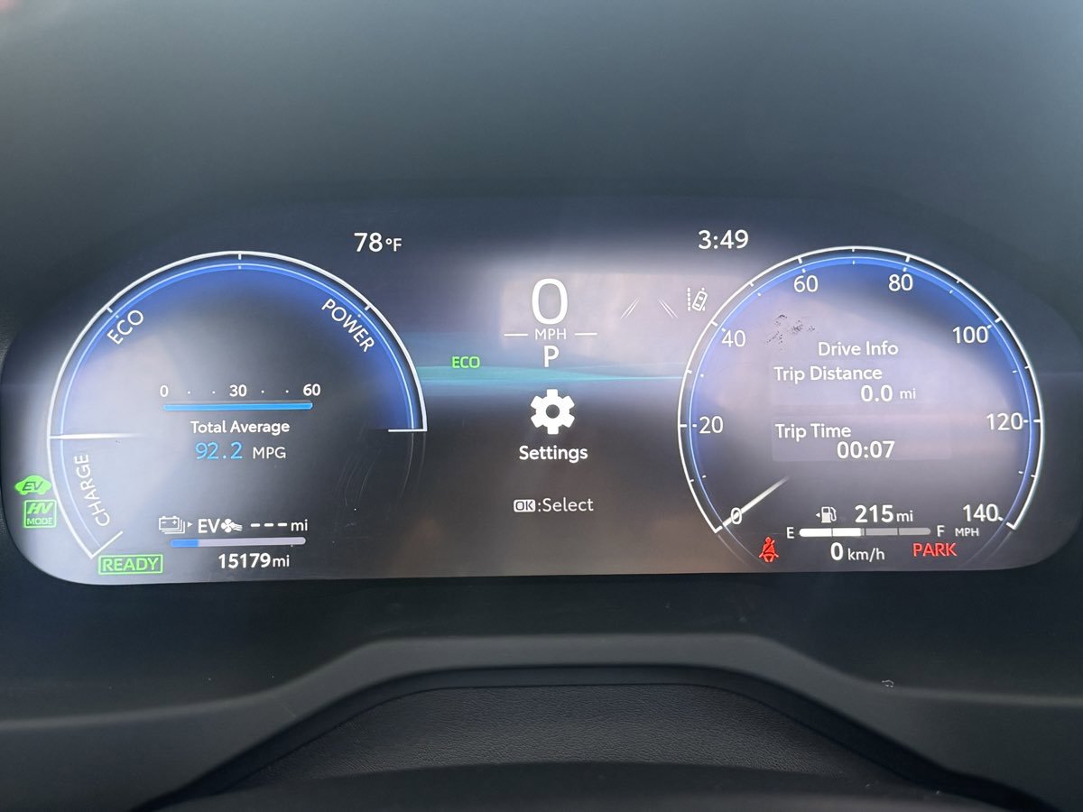 Used 2023 Toyota RAV4 XSE w/ Weather Package image 16