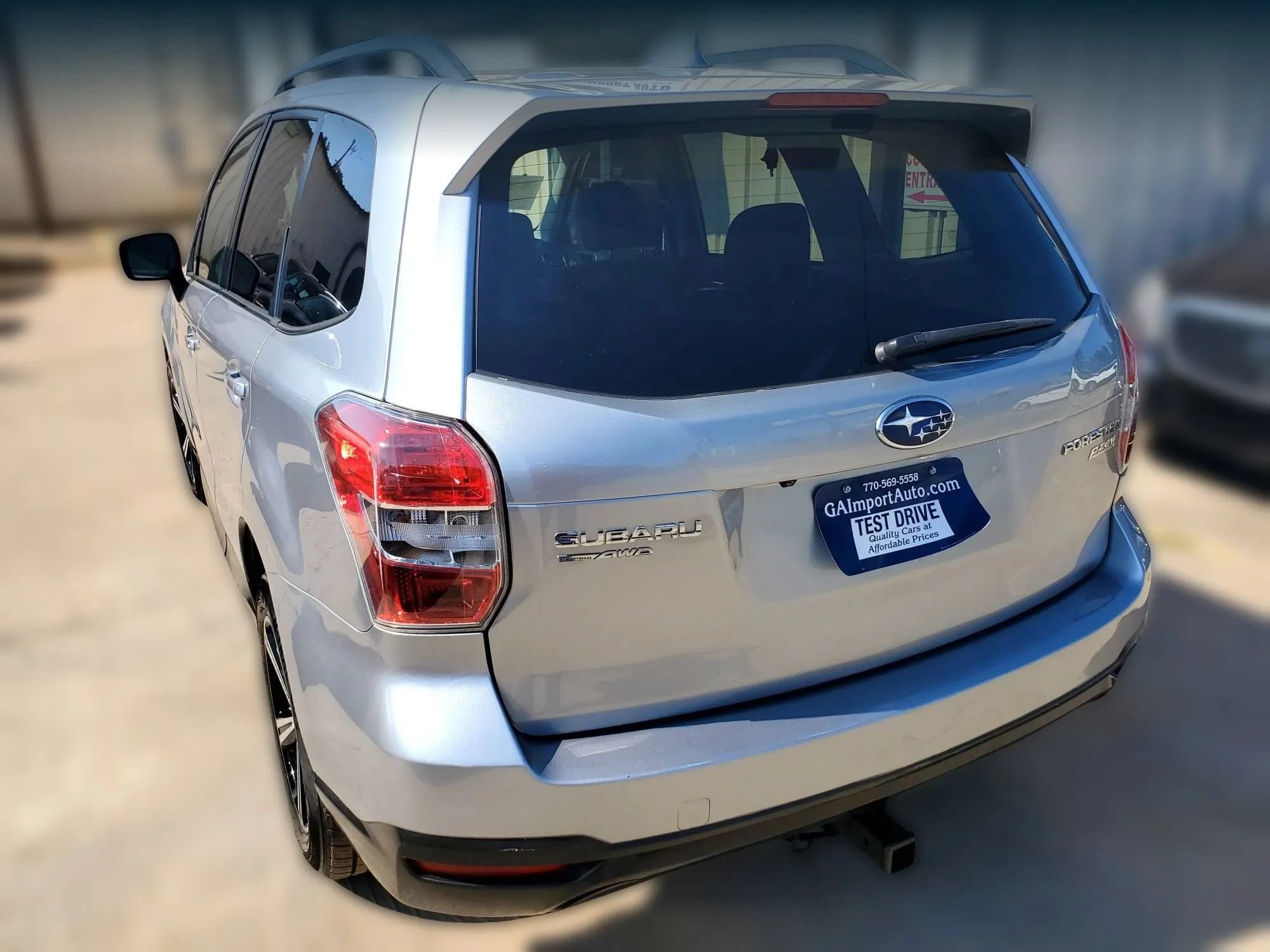 Used 2016 Subaru Forester 2.5i Limited AWD/4WD image 11
