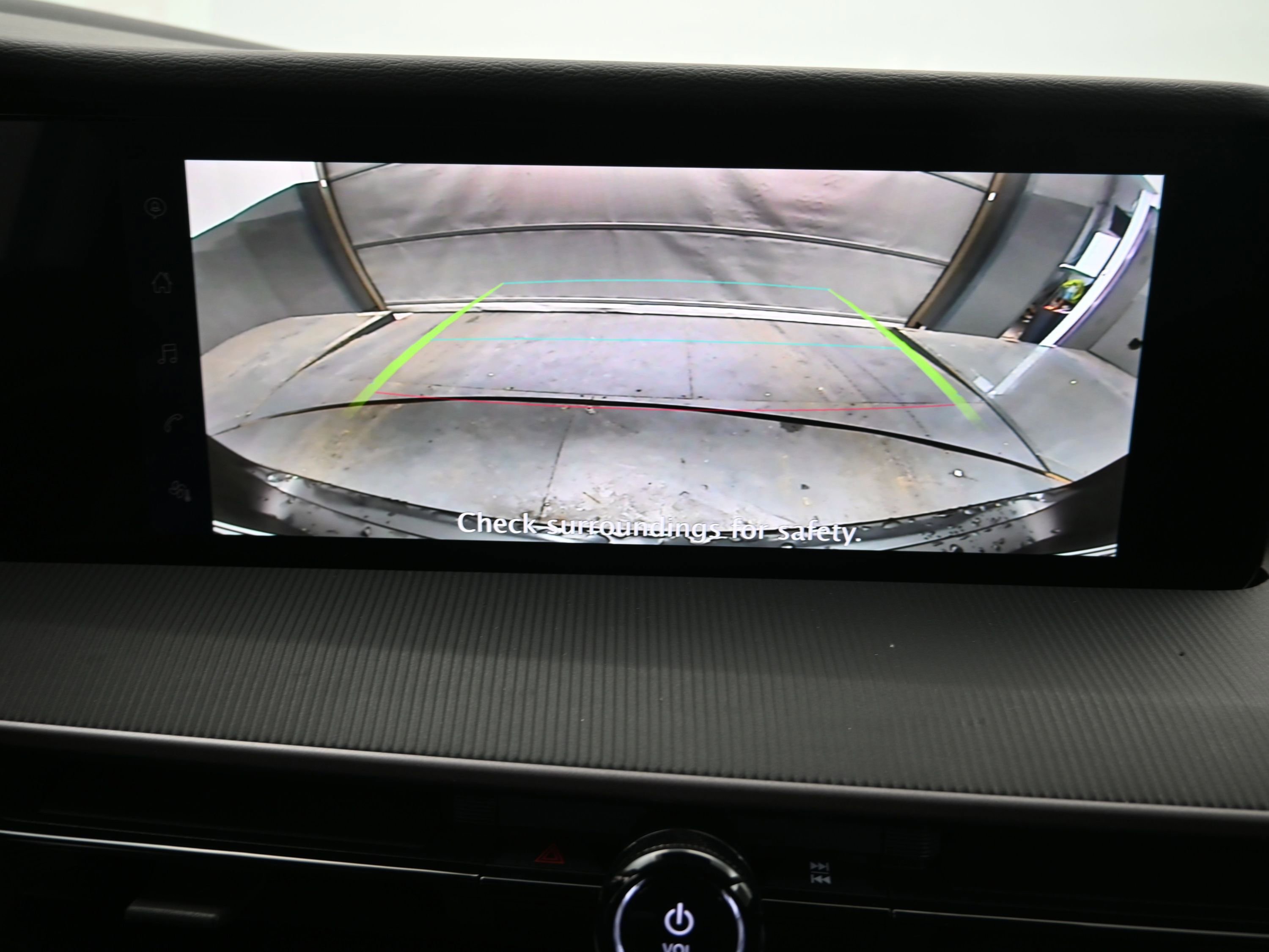 New 2025 Nissan Murano SV image 13