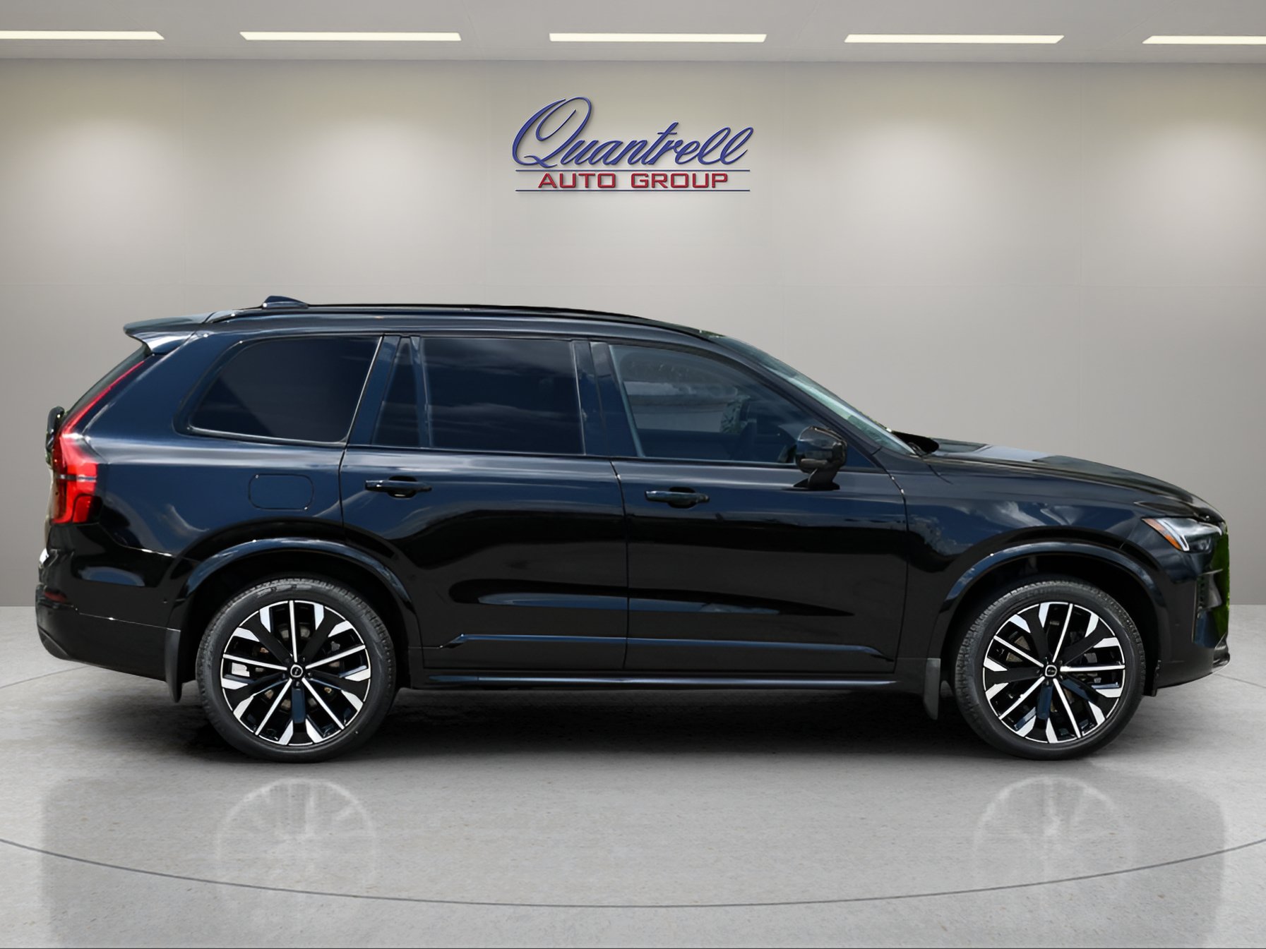 New 2026 Volvo XC90 B6 Ultra w/ Protection Package Premier AWD/4WD image 3