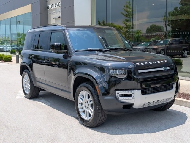 New 2025 Land Rover Defender 110 S image 6