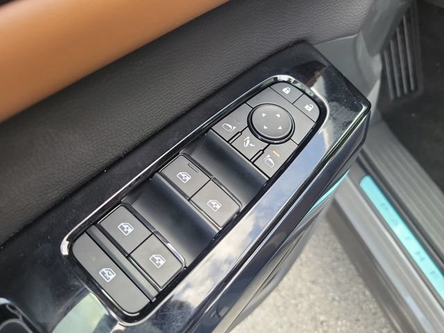 New 2026 Nissan Pathfinder Platinum AWD/4WD image 19