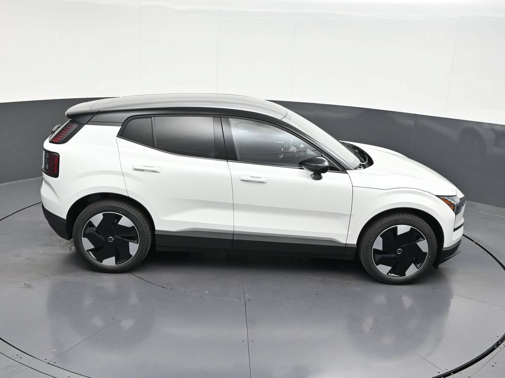 New 2026 Volvo EX30 Plus w/ Protection Package Premier AWD/4WD image 18