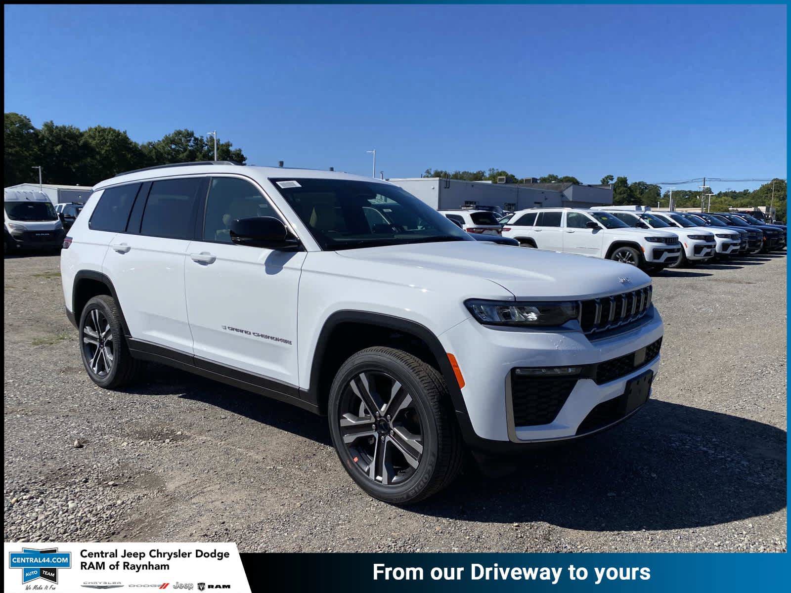 New 2027 Jeep Grand Cherokee L Limited AWD/4WD image 1