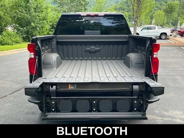 Used 2026 Chevrolet Silverado 1500 ZR2 AWD/4WD image 6