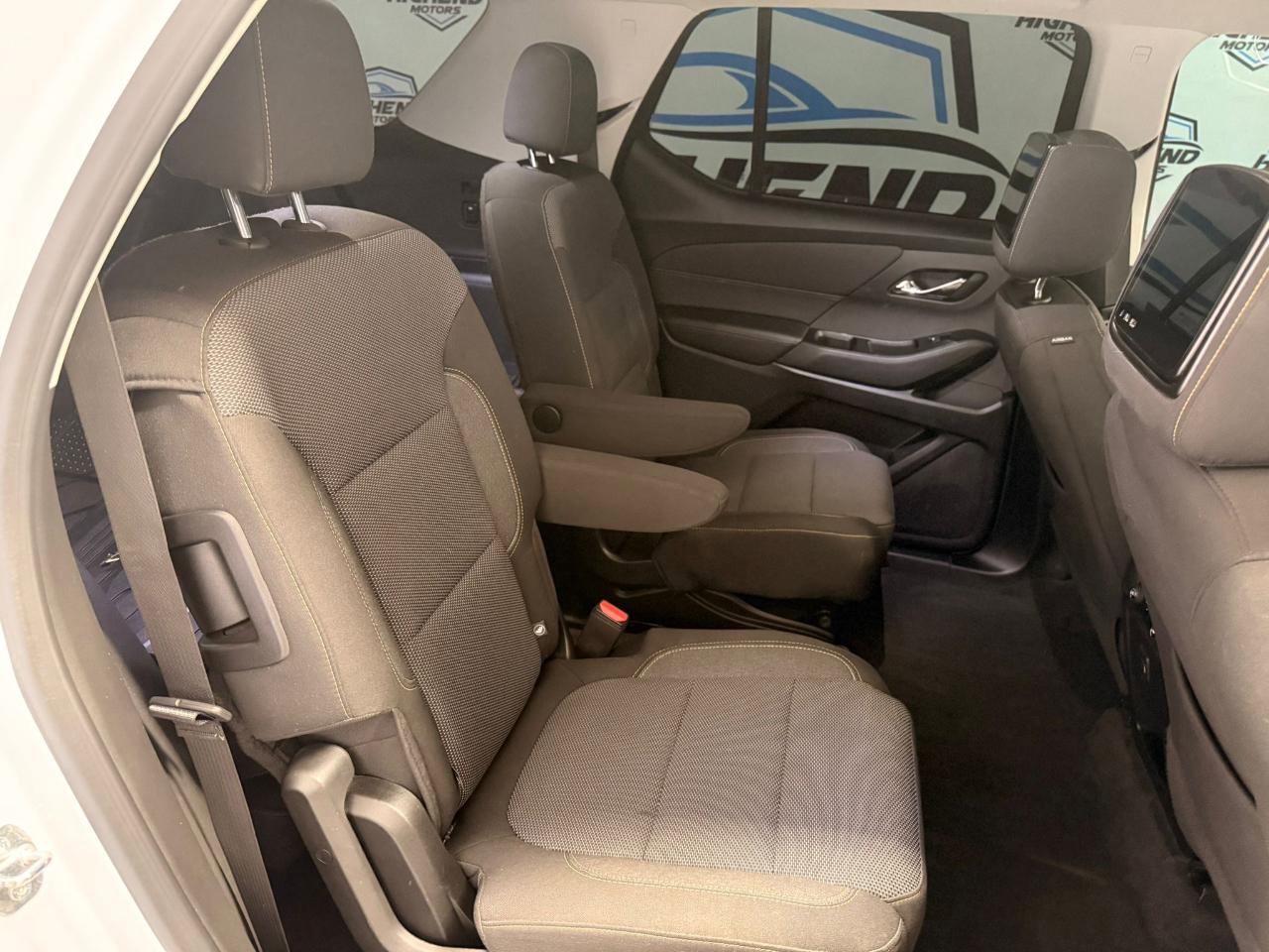 Used 2020 Chevrolet Traverse LT w/ Driver Confidence II Package image 25