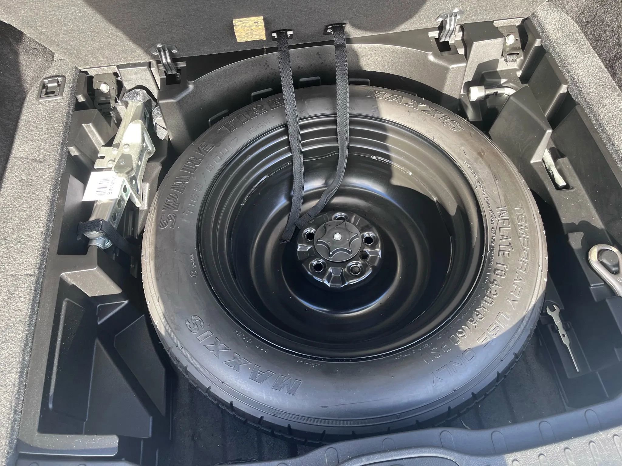 Used 2015 INFINITI QX50 AWD image 25