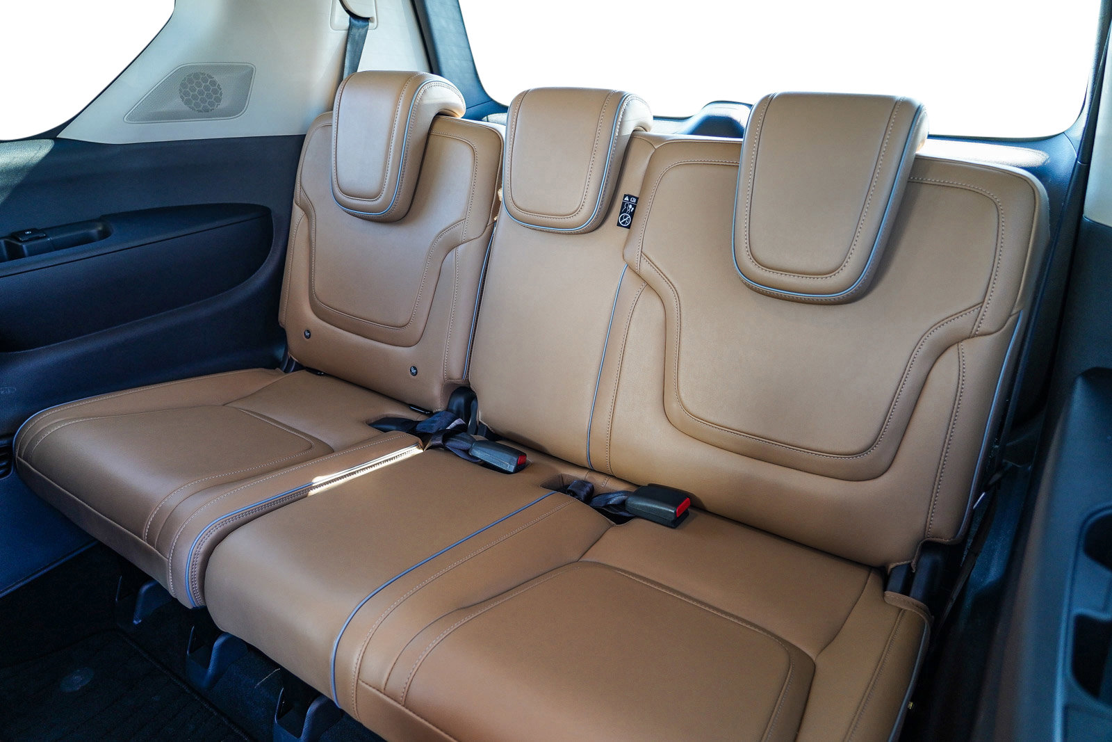 Used 2025 INFINITI QX80 Luxe image 25