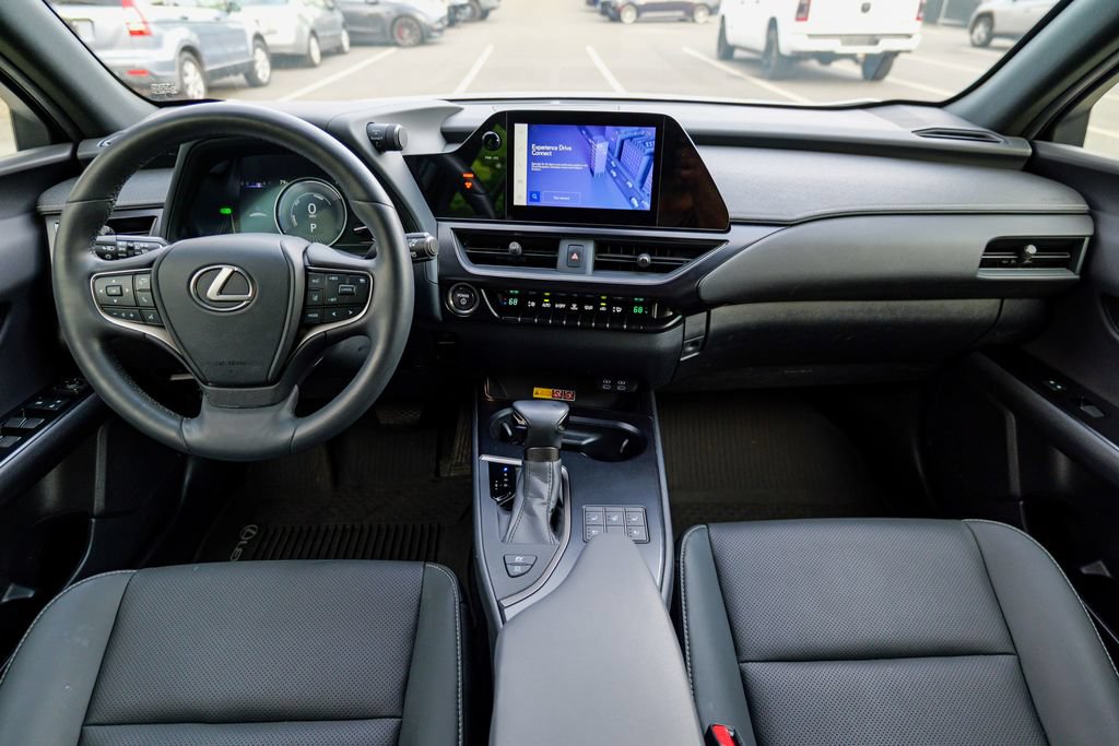 Used 2024 Lexus UX 250h F Sport AWD/4WD image 40