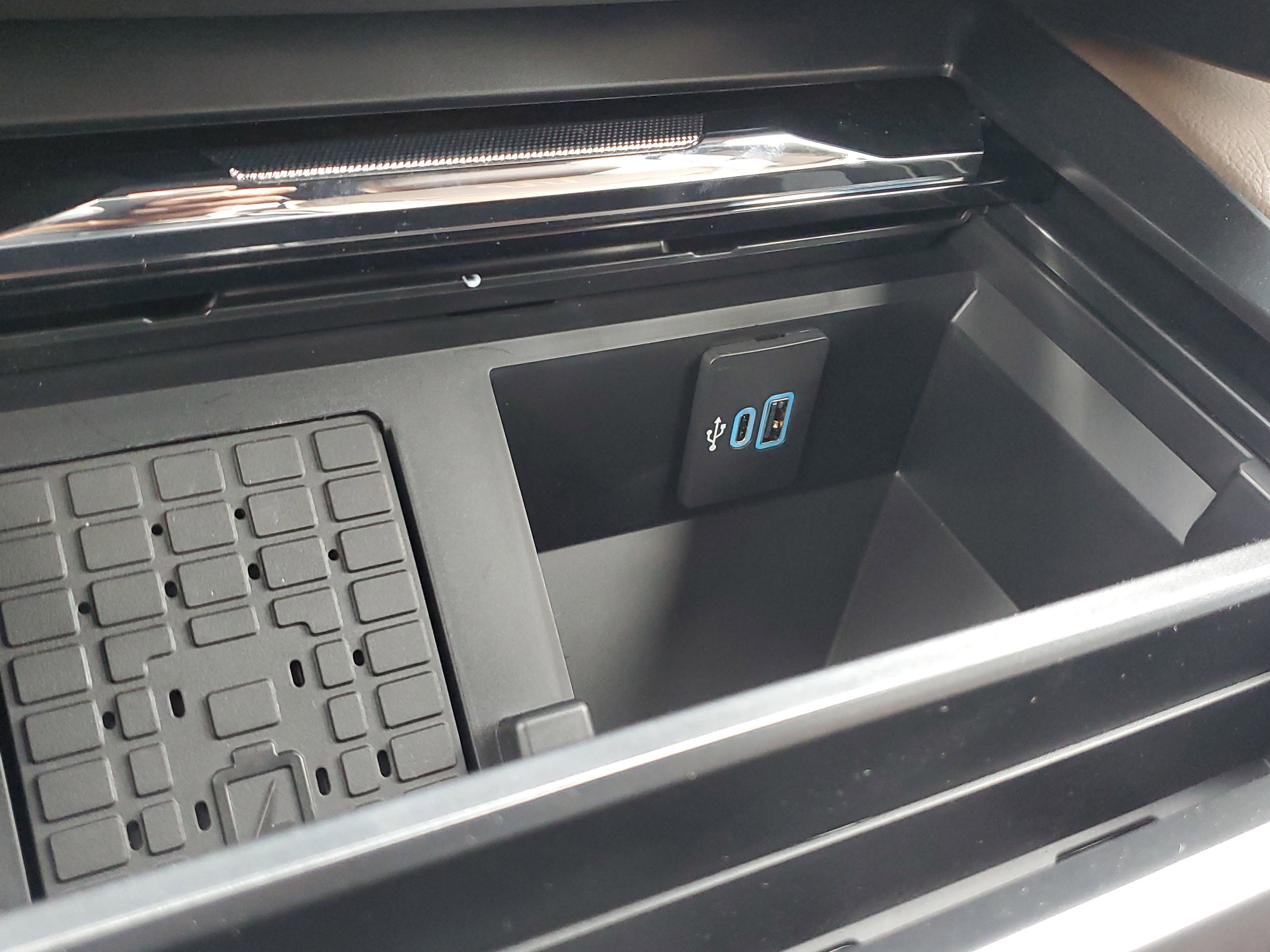 New 2026 Ford F350 King Ranch w/ Chrome Package image 27