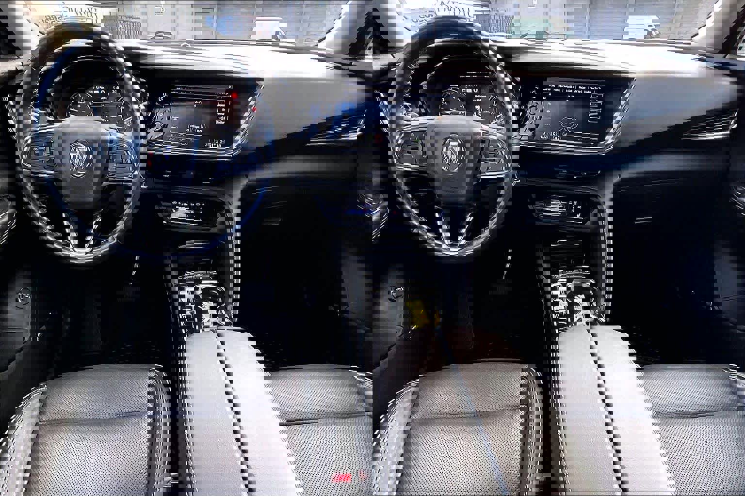 Used 2021 Buick Envision Essence w/ Technology Package I image 18