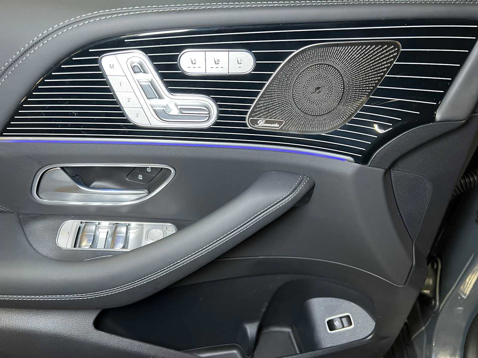 New 2025 Mercedes-Benz GLS 63 AMG 4MATIC image 24