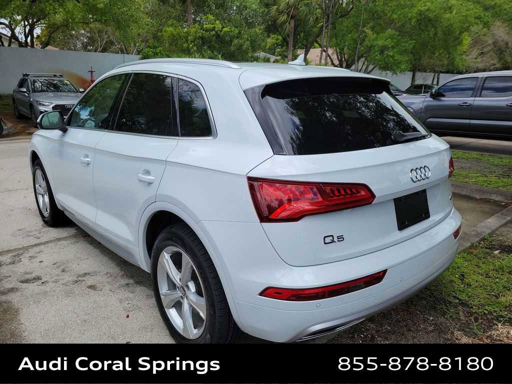 Used 2020 Audi Q5 Premium Plus image 23