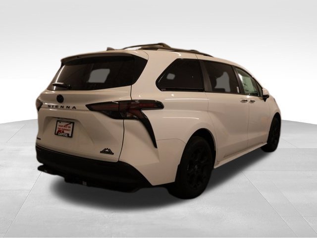New 2026 Toyota Sienna XLE Woodland Edition AWD/4WD image 2