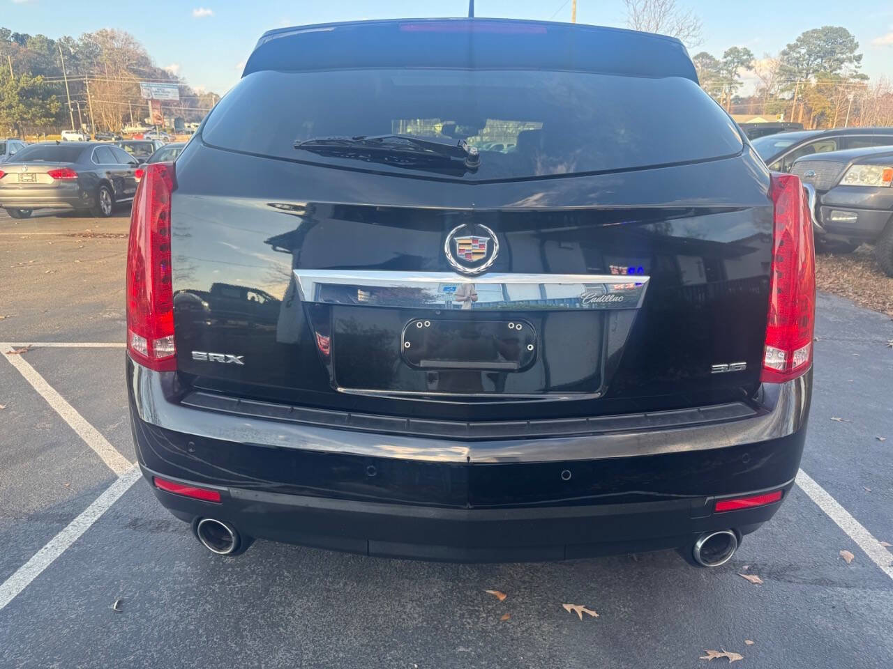 Used 2014 Cadillac SRX Luxury w/ Driver Awareness Package image 8